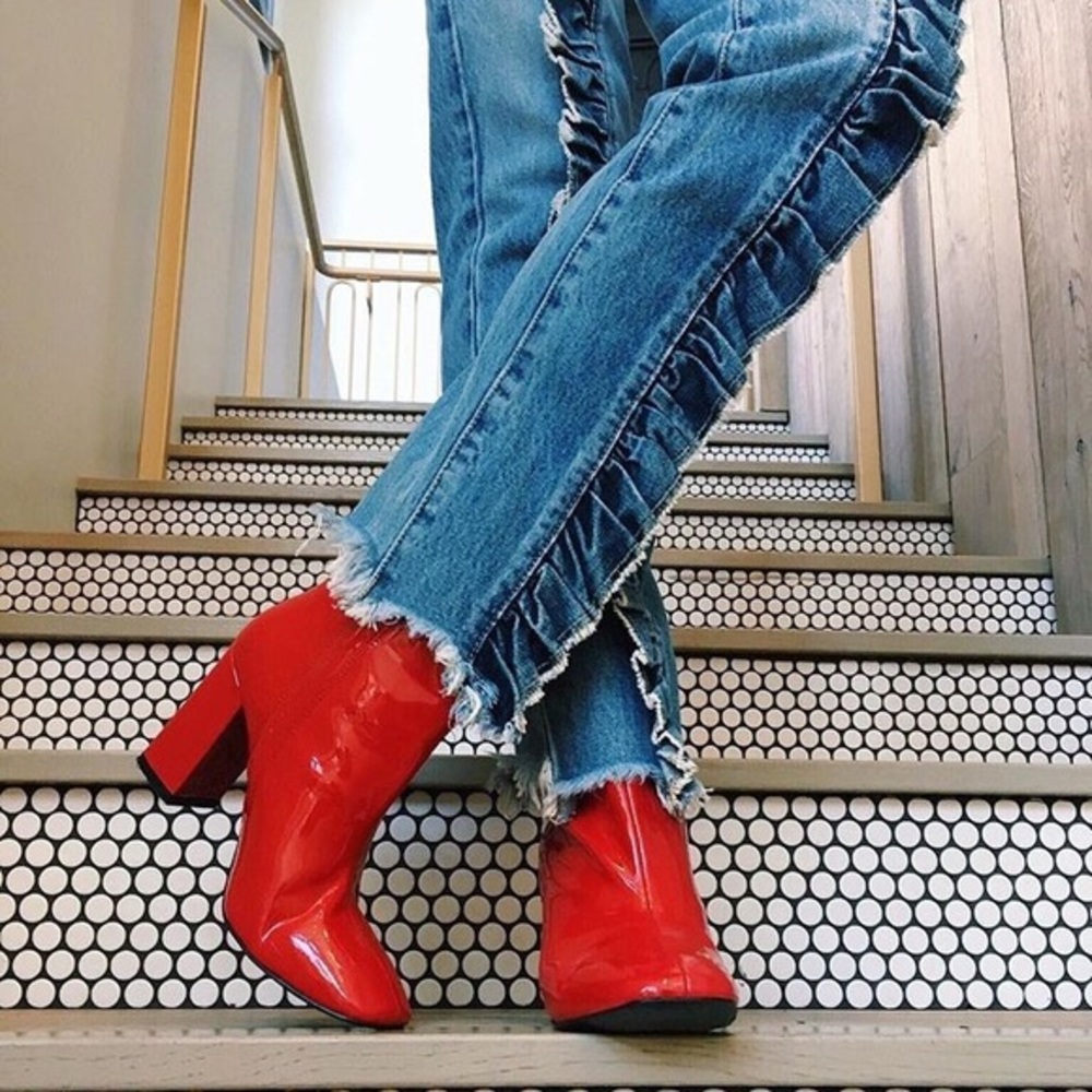 NWT LF Carmar Ursula Ruffle Fringe Denim Jeans